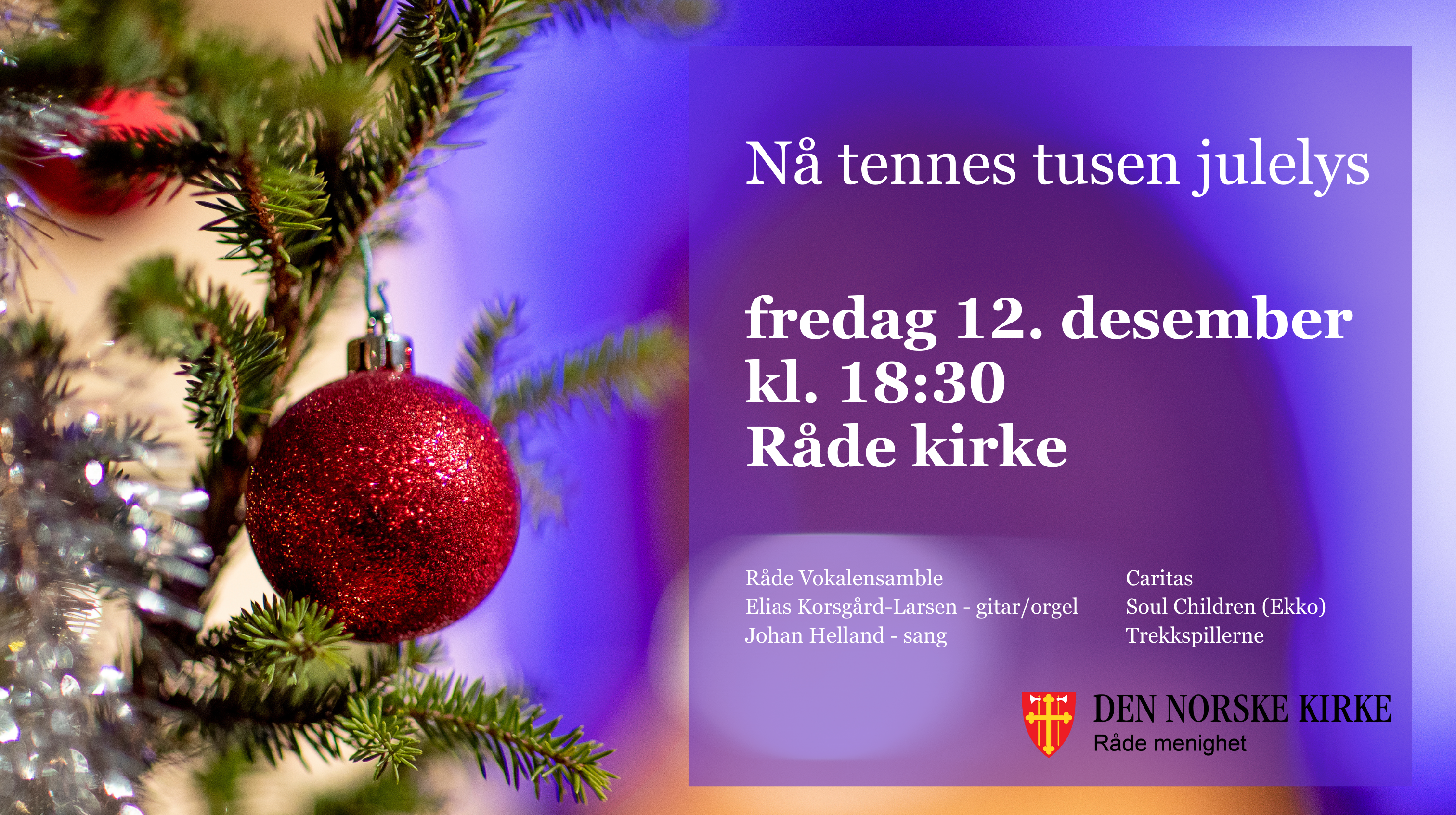 Nærbilde av julekule og glitter på juletre